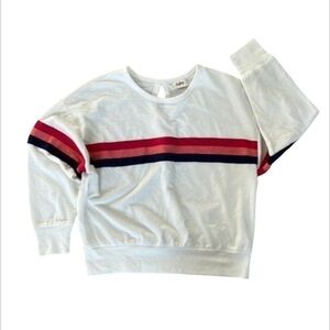 Daytrip size small retro shirt sample